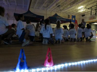photo students in gym with light strip